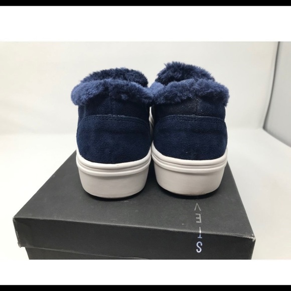Steven Madden Cuddles Navy Suede - Picture 3 of 7